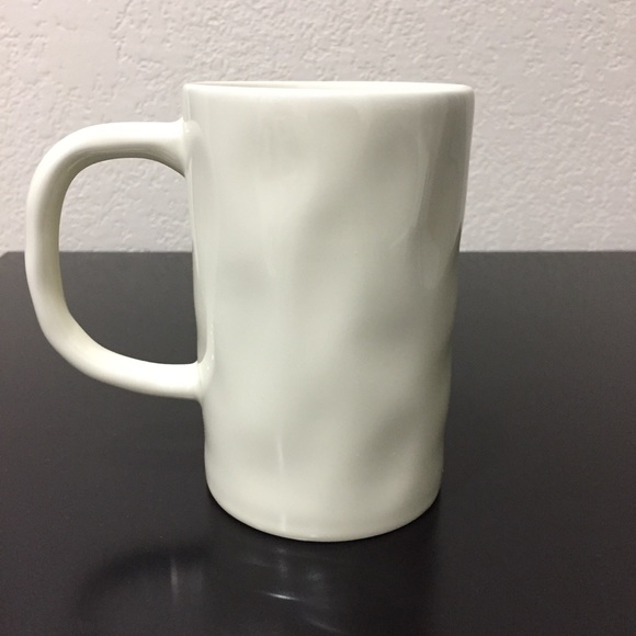 Minnie Mouse Sweet & Lovely Mug - Picture 3 of 4